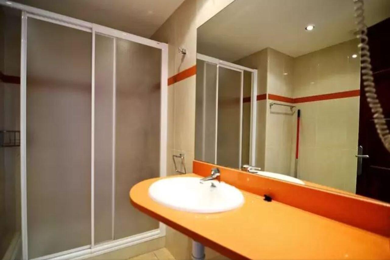 Nautic Apartment Torroella De Montgri Ngoại thất bức ảnh